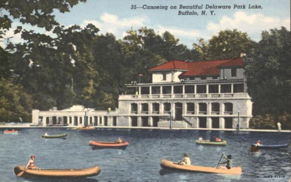 Canoeing on Beautiful Delaware Park Lake