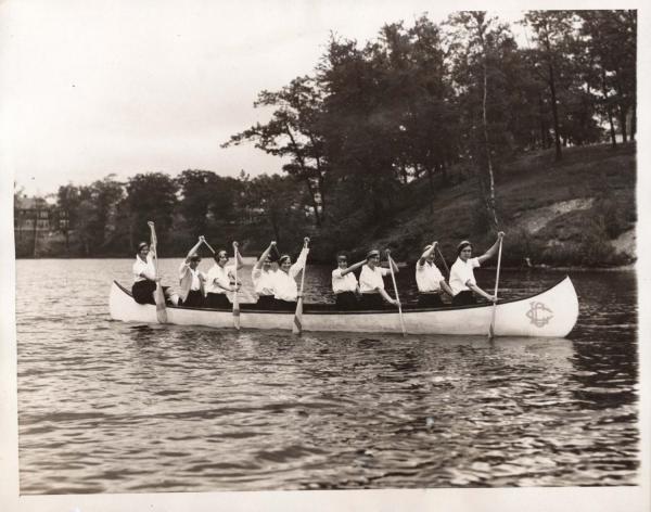 war canoe